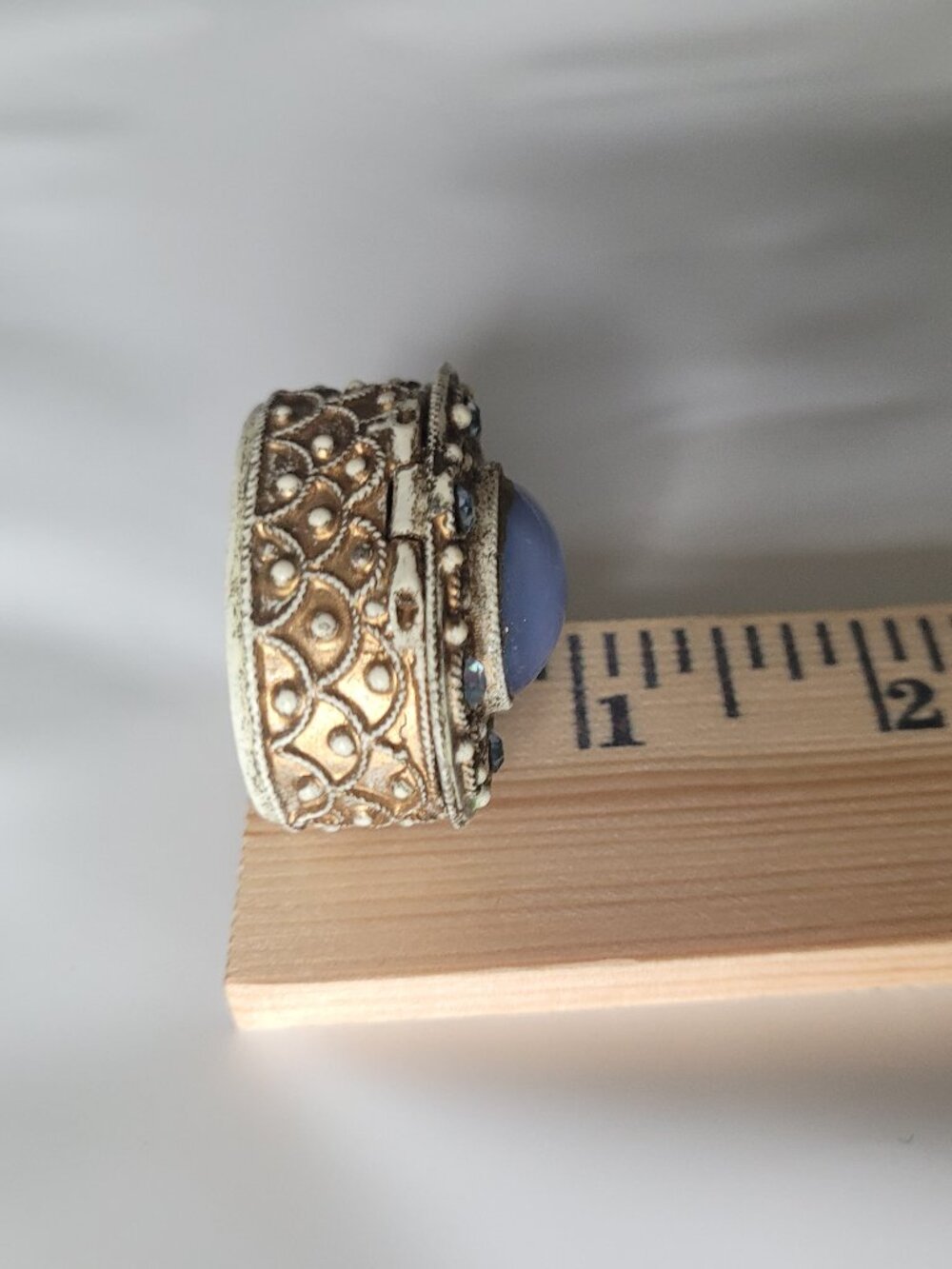 Trinket Ring Box Blue Embelishments made by Florenza Vintage - Picture 12 of 16